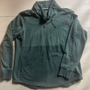 LL Bean Women’s XL pullover forest green